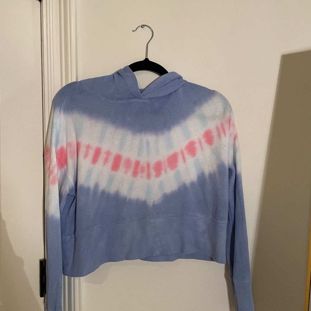 Tie dye sweater cropped
